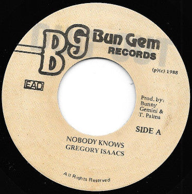 Gregory Isaacs – Nobody Knows (7")